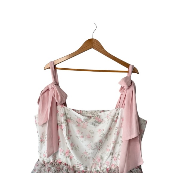 The Delfina Ribbon Dress in a Soft Petal Pink Floral Maternity Occasion Dress 3X - Picture 7 of 16